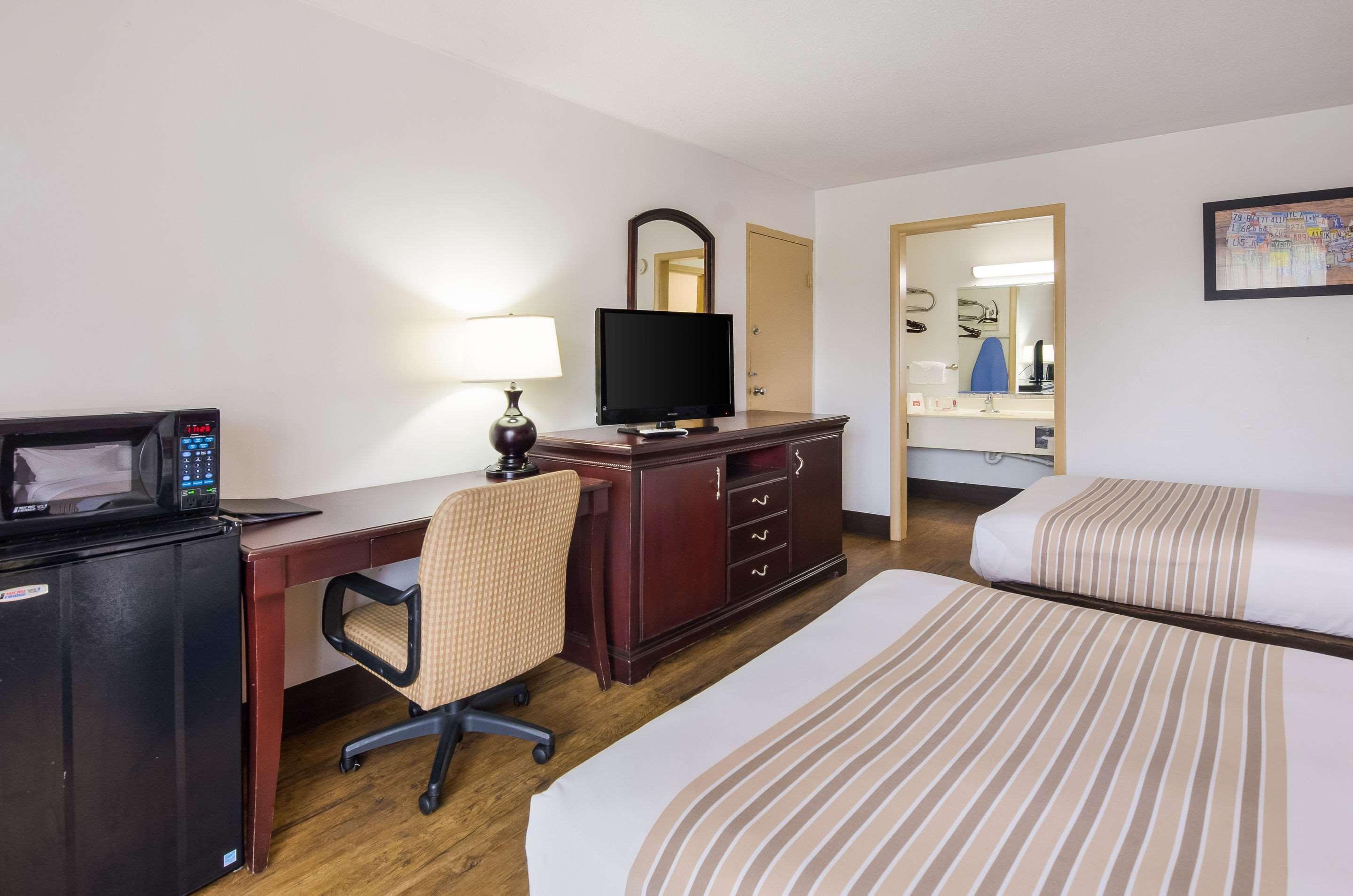 Econo Lodge Marion I-81 Kültér fotó